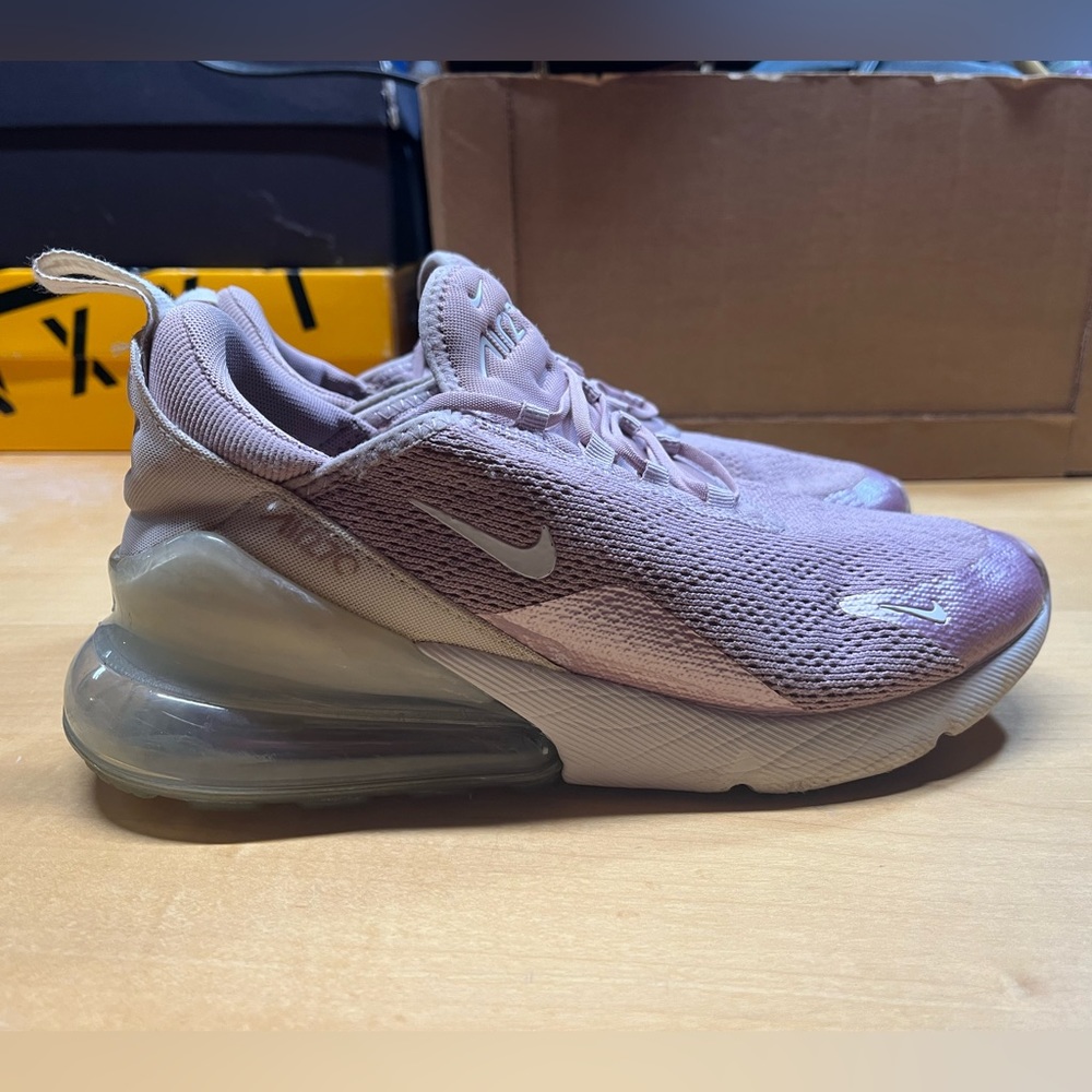 NIKE AIR MAX 270 PLUM CHALK PINK-SUMMIT WHITE SZ 8.5